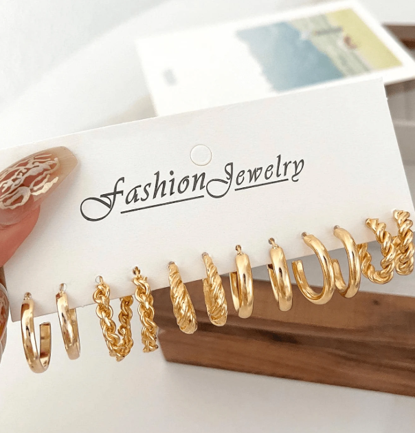 Set Di 12 Orecchini Cerchio A Filo Di Ferro Intrecciato Geometrico Semplice Con Uno Stile Minimalista Di Alta Qualità